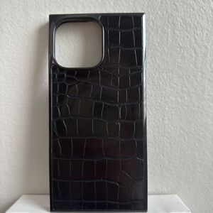 FLAUNT Black Crocodile Pattern iPhone 16. Pro Max Case